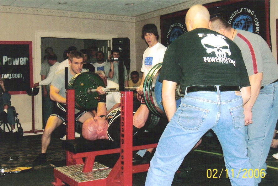 Mark (World Record-589.5 lbs.) Mark (World Record-589.5 lbs.)